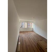 Renoviertes 1-Zimmer Apartment mit EBK nähe Berliner Platz - Mönchengladbach
