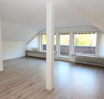 HELLE 3-ZIMMER-DACHGESCHOSSWOHNUNG IN TOP-LAGE VON HAGEN !!!