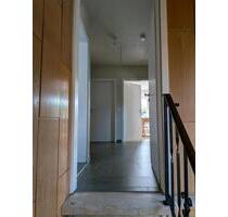 Helle 5 Zimmer OG Wohnung - 1.350,00 EUR Kaltmiete, in Edewecht (PLZ: 26188)