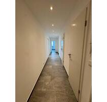 Helle 2-Zimmer Wohnung mit TG-Stellplatz und 2 Balkonen - München Ramersdorf-Perlach