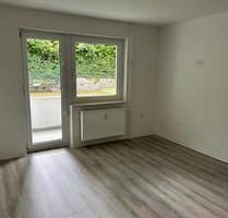 Teilsanierte 3 Zimmer Erdgeschoss Wohnung - Hagen Hohenlimburg