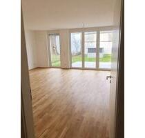 Schöne 2 Zimmer Garten Wohnung - 1.524,00 EUR Kaltmiete, in Regensburg (PLZ: 93055) Brandlberg