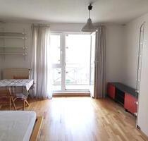 Zentrale Lage 1-Zimmer möblierte-Wohnung mit EBK in Leonberg