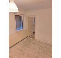 Studenten WG Zimmer - 320,00 EUR Kaltmiete, in Ober-Ramstadt (PLZ: 64372)