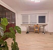 3 Zimmer Wohnung in Zähringen WG geeignet - Freiburg im Breisgau Brühl