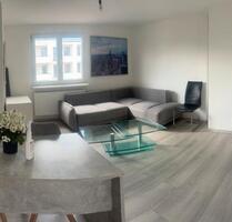 Voll möblierte 2 Zimmer hell und schön - Frankfurt am Main Unterliederbach