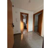 Schöne 3- Zimmer Wohnung mit Balkon und Stellplatz - Pfullendorf