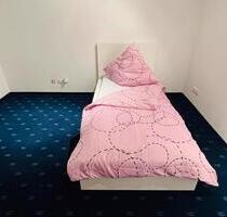 1 Wg Zimmer - 650,00 EUR Kaltmiete, ca.  20,00 m² in Nürnberg (PLZ: 90453) Holzheim