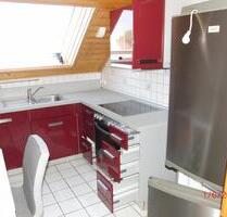 Komplett möblierte 3 Zimmer Dachwohnung - Flörsheim am Main