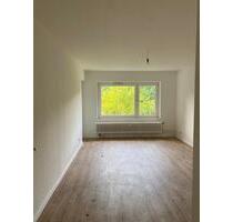 Frisch Saniert! Schöne 3 Zimmer Wohnung - Itzehoe