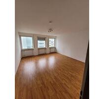 Schöne 4-Zimmer Wohnung (106qm) in zentraler Lage Pforzheims