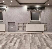Vermiete 3 Zimmer 135 qm - 1.000,00 EUR Kaltmiete, ca.  135,00 m² in Neukirchen bei Sulzbach-Rosenberg (PLZ: 92259)