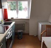 Vermiete schönes, ruhiges und möbliertes Zimmer in 2 er WG - Nürnberg Falkenheim