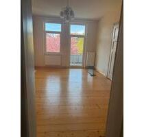 Helle 3-Zimmer Altbauwohnung mit zwei Balkonen- zur Miete - Braunschweig Nordstadt