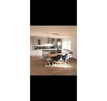 4 Zimmer Wohnung zu vermieten - 990,00 EUR Kaltmiete, ca.  125,00 m² in Kirchdorf an der Iller (PLZ: 88457)