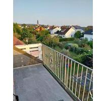 Helle 3 Zimmer Dachgeschosswohnung Balkon - Rodenbach