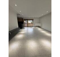 Moderne helle 3-Zimmer Wohnung mit EBK, 2 Balkone und Stellplatz - Sulzbach am Main