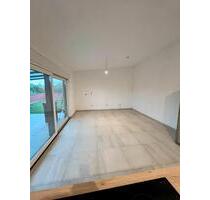 3 Zimmer Wohnung 75qm mit großer Terrasse - Korschenbroich