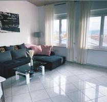 3,5 Zimmer Wohnung mit 40 m² Dachterrasse, Einbauküche - Hemmingen