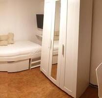 Möblierte 1-Zimmer Mini-Wohnung mit separater Pantryküche und Bad - Bad Homburg vor der Höhe Gonzenheim