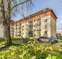 2 Zimmer I modernes Tageslichtbad mit Dusche I Einbauküche mit Waschmaschine I frisch renoviert - Leipzig Altwest