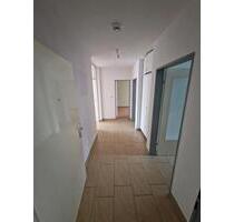2 Zimmer Wohnung 58qm - 600,00 EUR Kaltmiete, ca.  58,00 m² in Ronnenberg (PLZ: 30952)