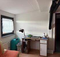 Ab 1.8.25 2 zimmer DG Wohnung am Rebenring Uni nähe - Braunschweig Wabe-Schunter-Beberbach