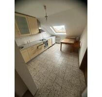 2 Zimmer DG-Wohnung, 2. Etage ( Dachschräge!!) - Mönchweiler