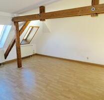 2 Zimmer Dachgeschoss Wohnung in Zwickau zu vermieten !