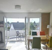 Schöne 80 Quadratmeter 3-Zimmer Wohnung mit geräumigem Balkon - Niederkassel