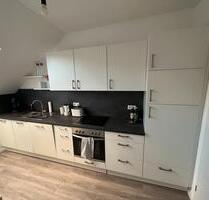 3 Zimmer helle schöne DG Wohnung - Siegen Dillnhütten
