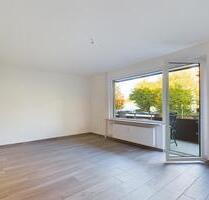 St.-Jürgen: großzügige 2-Zimmer Wohnung in TOP Zustand, großer Balkon Stellplatz - Lübeck Sankt Jürgen
