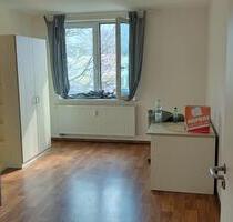 Luftiges, helles WG-Zimmer im Norden Jenas