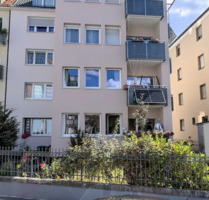 Helle 5,5-Zimmer Wohnung mit 2 Balkonen in Würzburg-Sanderau