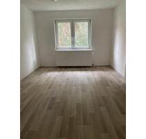 Helles WG-Zimmer in 1. Etage, Albstadt, Küche & Bad