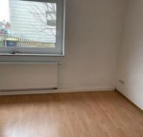 Zum vermieten 2 Zimmer Wohnung - 370,00 EUR Kaltmiete, ca.  55,00 m² in Helmbrechts (PLZ: 95233)