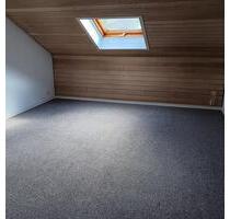 Dachwohnung 3,5 Zimmer 84 qm in Albershausen - Aichtal