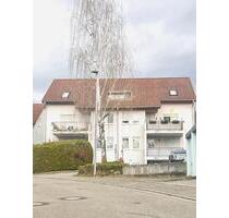 4 Zimmerwohnung direkt in Müllheim! Wohnzimmer 3x Schlafzimmer 2x Bad KücheBalkonStellplatz