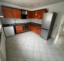 Schöne 5 Zimmer Wohnung mit riesiger Terrasse - Muggensturm