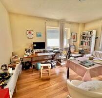 Ein großes Zimmer (25–30 m²) in freundlicher 3er-WG frei! - Reichenbach an der Fils