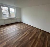 4 12 Zimmer Wohnung zu vermieten - Halle (Saale) Silberhöhe