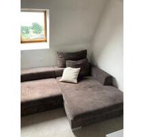 Voll möblierte 2 Zimmer Dachgeschosswohnung ab SOFORT - Bielefeld Senne