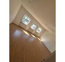 Helle 4 Zimmer Wohnung - 1.250,00 EUR Kaltmiete, in Ludwigshafen am Rhein (PLZ: 67067) Rheingönheim
