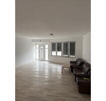 100 Quadrat Meter Wohnung 2 Zimmer Küche Bad - Bechhofen