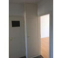 2 Zimmer Wohnung mit Balkon ab 01.08 vermieten - Wuppertal Gemarkung Barmen