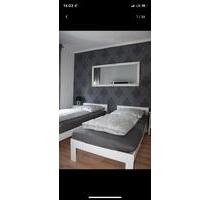 Premium 2 - Zimmer Wohnung Terrasse + wlan + möbliert - Braunschweig Lehndorf-Watenbüttel