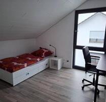möblierte Zimmer in 4er WG in Unterjesingen - Tübingen