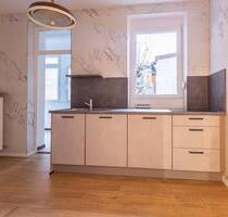 Gepflegte 4-Zimmer Wohnung mit Dachterrasse in Fürth AltstadtIn