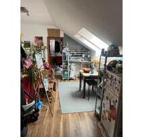 2.5 Zimmer Dachgeschosswohnung in WG - Nürnberg Eberhardshof