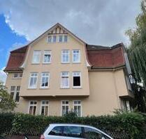 Schöne 4 Zimmer Altbauwohnung in Villa am Galgenberg WG geeignet - Hildesheim Itzum-Marienburg